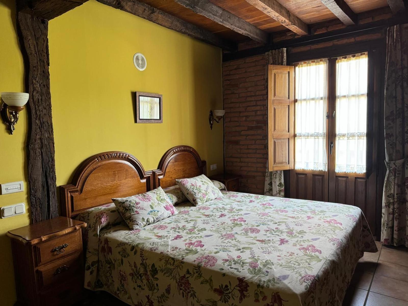 La Venta De Quijas Bed & Breakfast Exterior photo