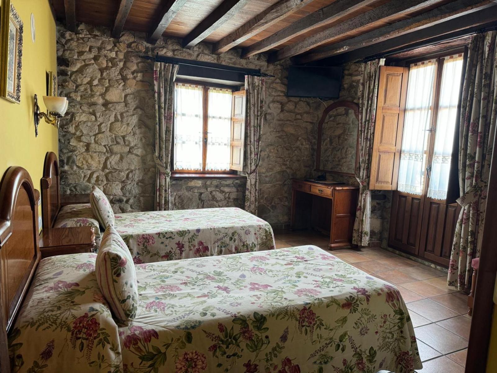 La Venta De Quijas Bed & Breakfast Exterior photo