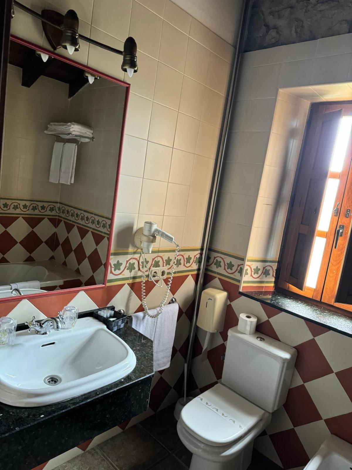 La Venta De Quijas Bed & Breakfast Exterior photo